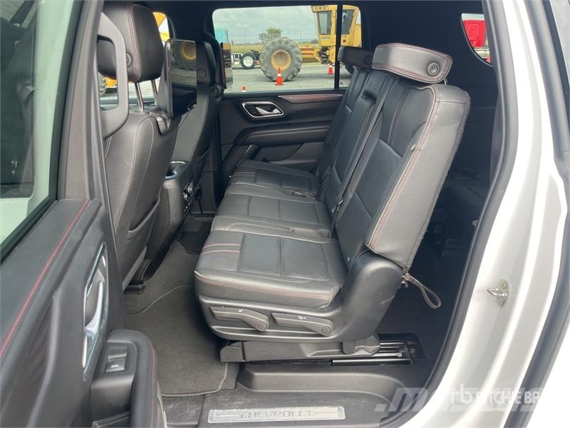 Chevrolet Suburban Avtomobili