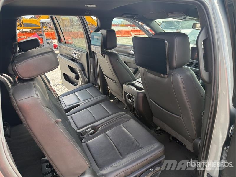 Chevrolet Suburban Lengvieji automobiliai