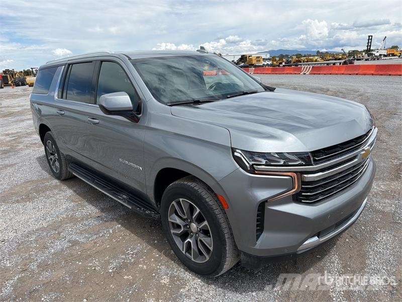 Chevrolet Suburban Легковые автомобили