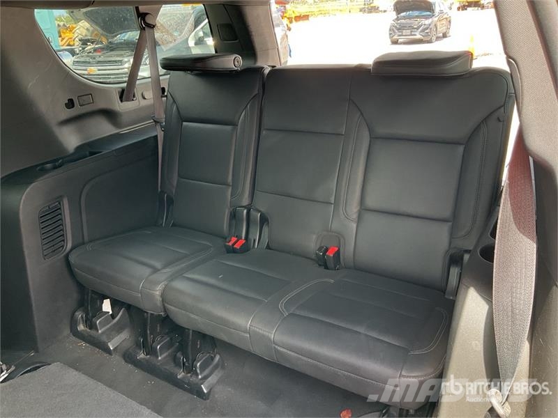 Chevrolet Suburban Automobili