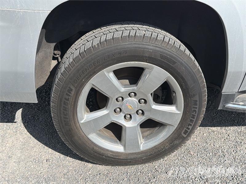 Chevrolet Suburban Cars