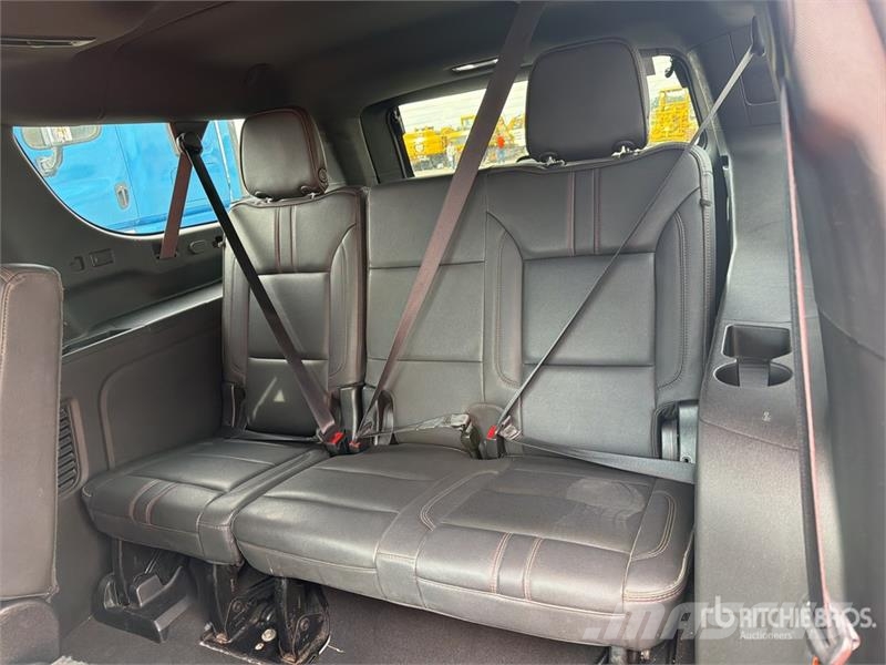Chevrolet Suburban Automobili