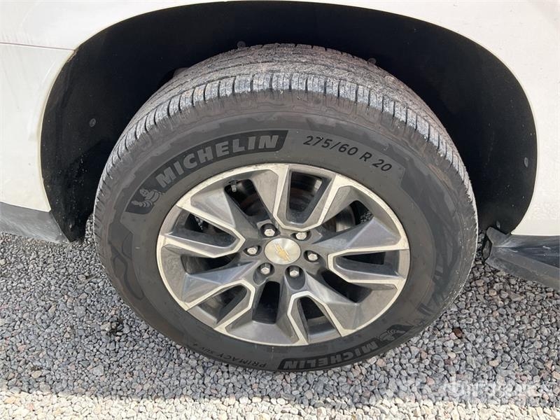 Chevrolet Suburban Automobili