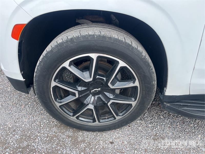 Chevrolet Suburban Avtomobili