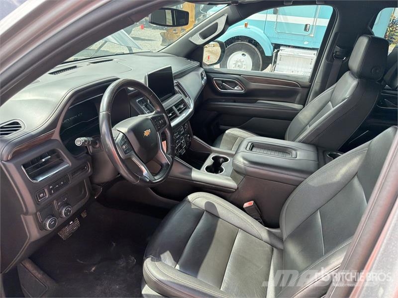 Chevrolet Suburban Lengvieji automobiliai