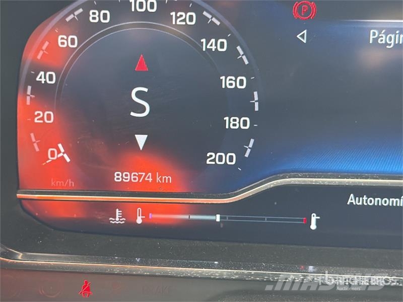 Chevrolet Suburban Automobili