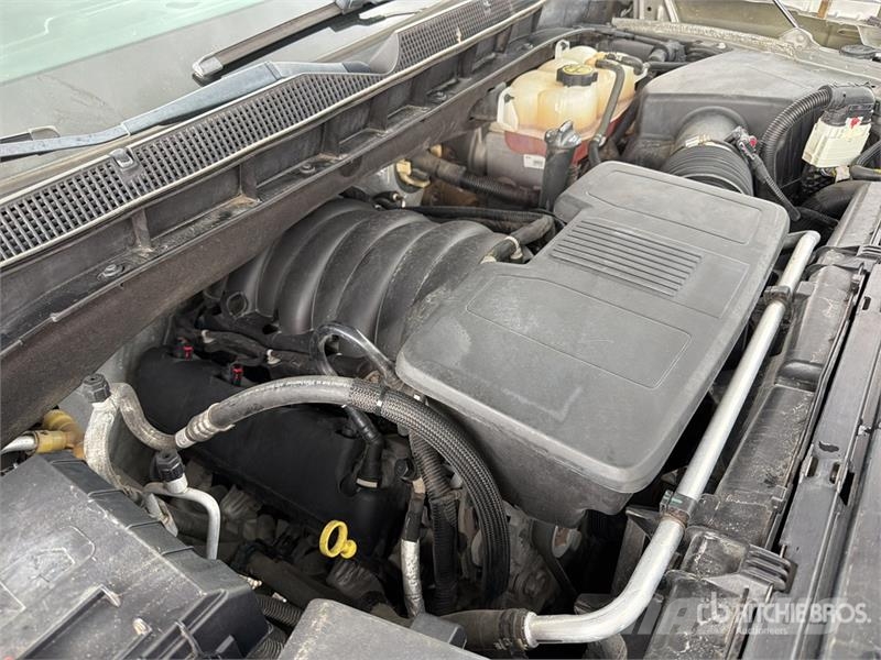 Chevrolet Suburban Otomobiller