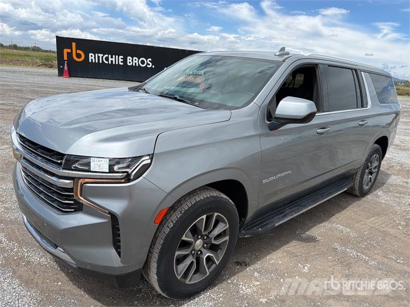 Chevrolet Suburban Легковые автомобили
