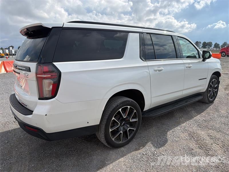 Chevrolet Suburban Automobili