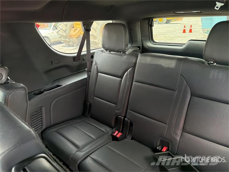 Chevrolet Suburban Легковые автомобили