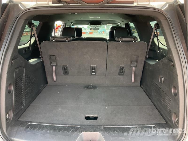 Chevrolet Suburban Automobili
