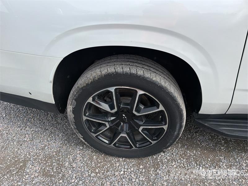 Chevrolet Suburban Automobili