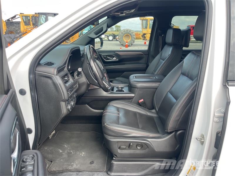Chevrolet Suburban Avtomobili