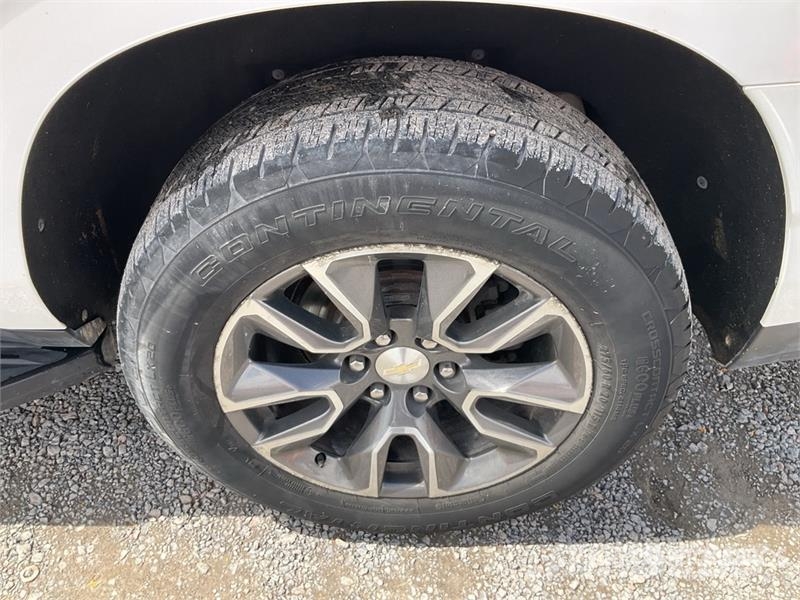 Chevrolet Suburban Automobili