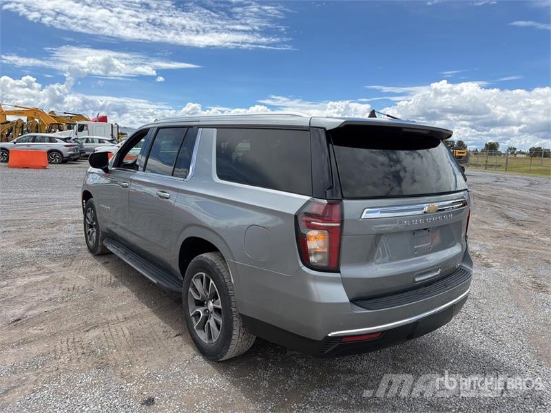 Chevrolet Suburban Легковые автомобили