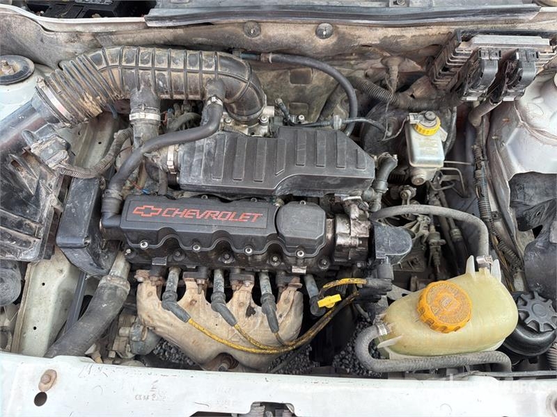 Chevrolet Tornado 4x2 Camioneta / Pickup (Inoperable) Інше