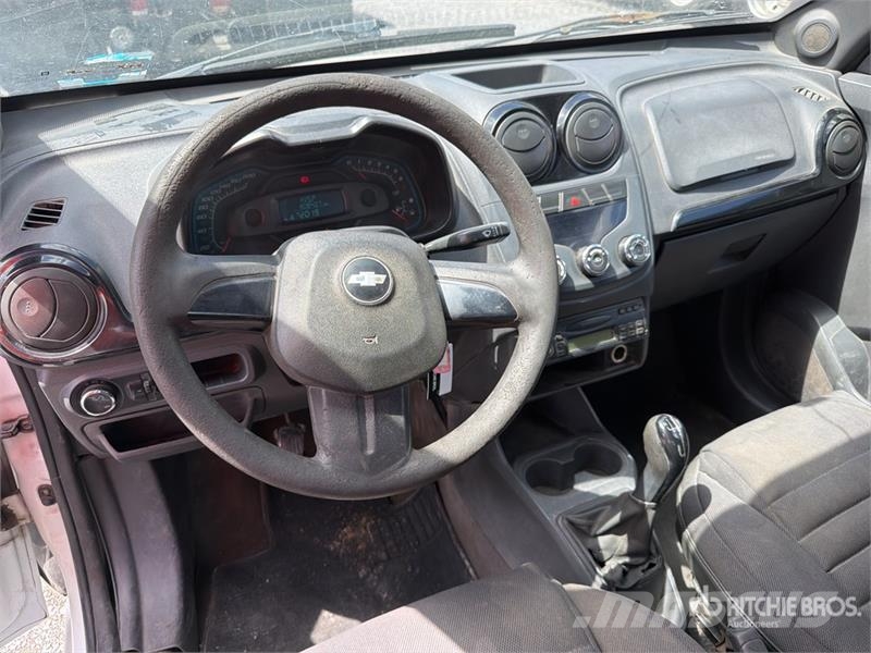 Chevrolet Tornado 4x2 Camioneta / Pickup (Inoperable) Інше