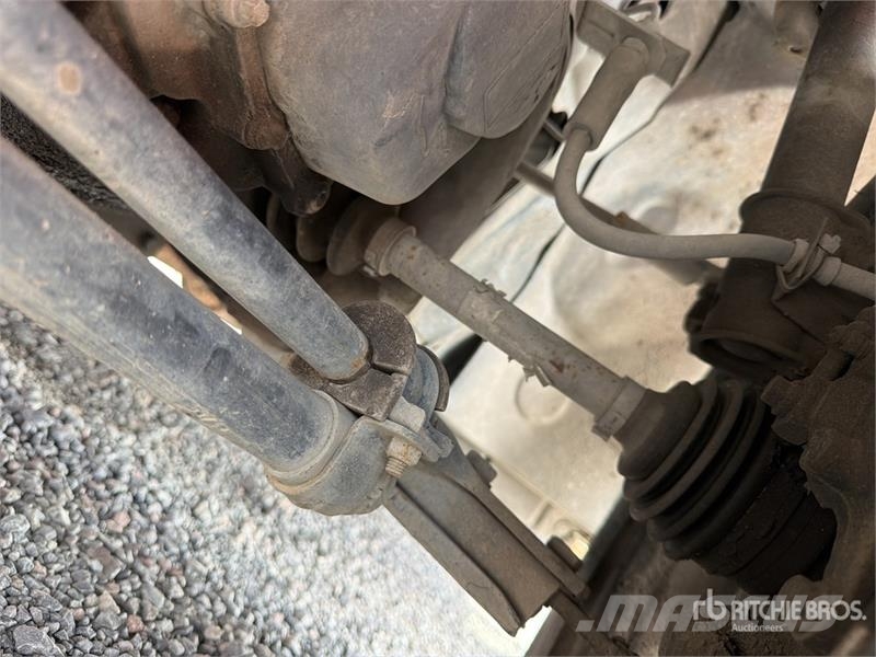 Chevrolet Tornado Camioneta (INOPERABLE) / Pickup (Inoperabl Andre