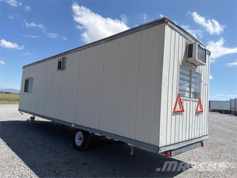  Commosa UCT83201 28 ft x 8 ft 1 in Portable S/A Of Otros