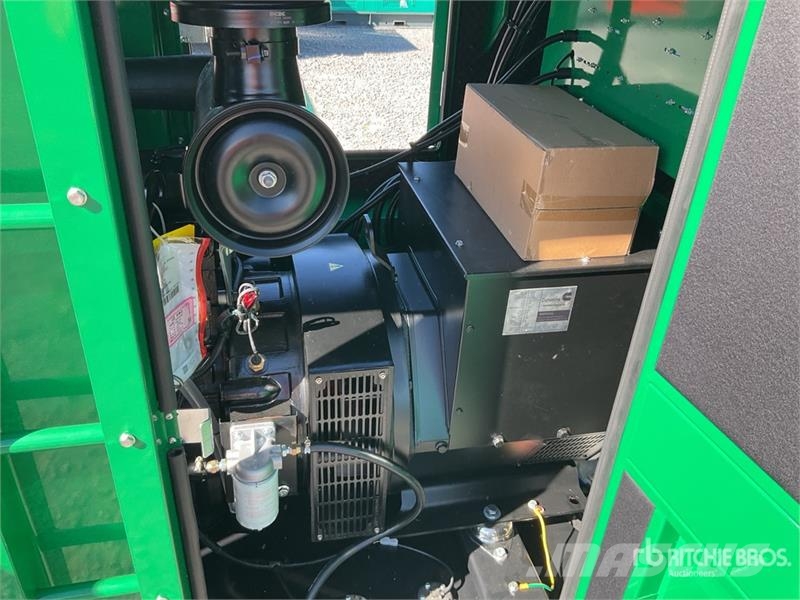  Cummims CG-100 100 kVA Skid-Mounted Planta de Luz  Generadores diésel