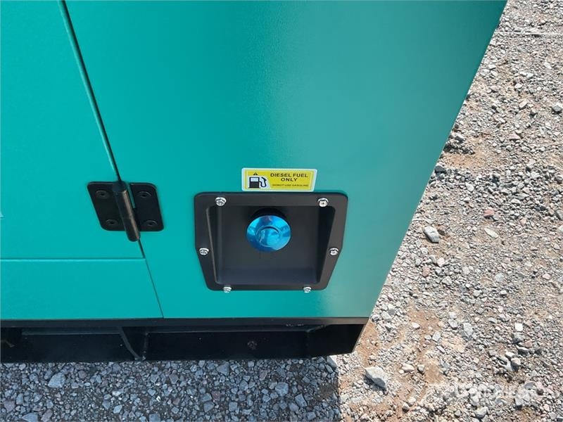 Cummins CS100 100 kVA Skid-Mounted Planta de Luz (Sin Usar Dizel generatori