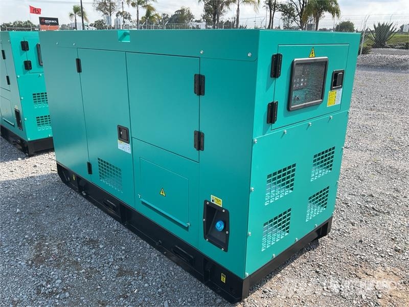 Cummins CS75 75 kVA Skid-Mounted Planta de Luz (Sin Usar)  Dizel generatori