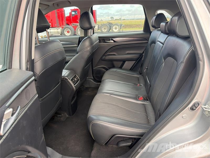 Dodge Journey 2WD Camioneta / SUV Automobili