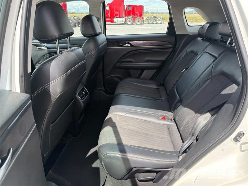 Dodge Journey 2WD Camioneta / SUV Biler