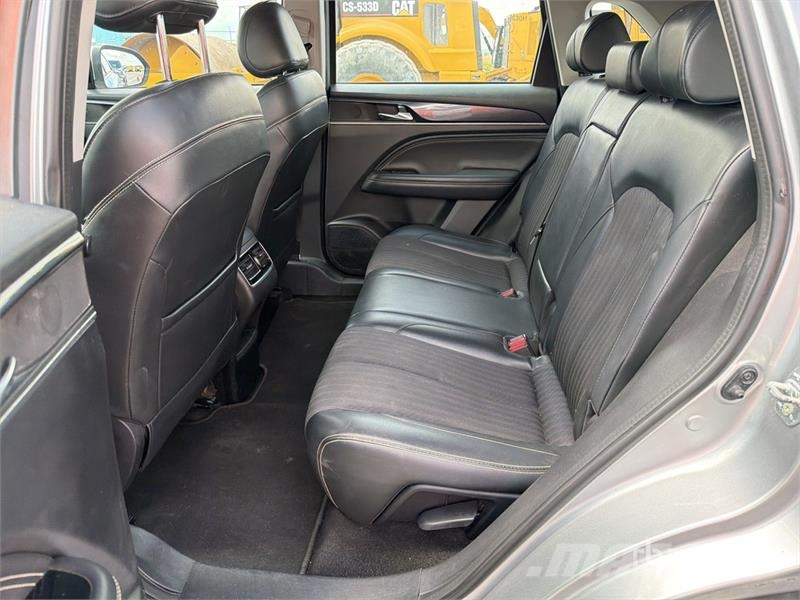 Dodge Journey 2WD Camioneta / SUV Voiture