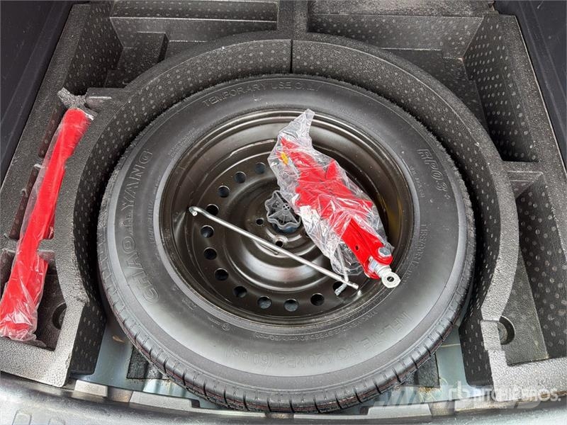 Dodge Journey 2WD Camioneta / SUV Коли