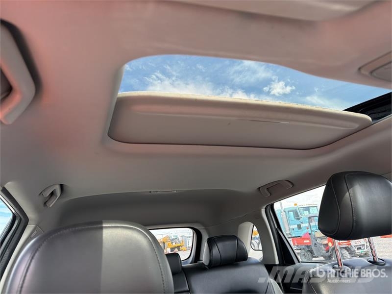 Dodge Journey 2WD Camioneta / SUV Voiture