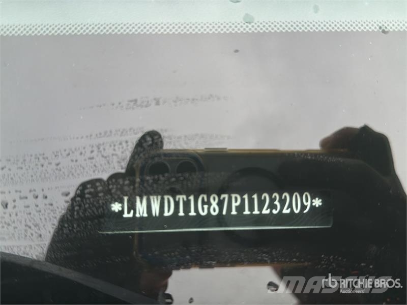 Dodge Journey 2WD Camioneta / SUV Automobili