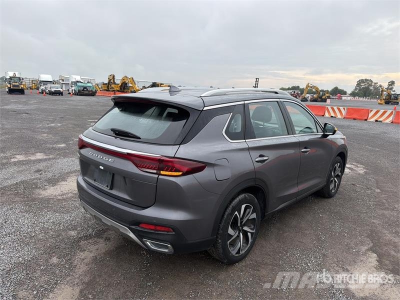 Dodge Journey 2WD Camioneta / SUV Automobili