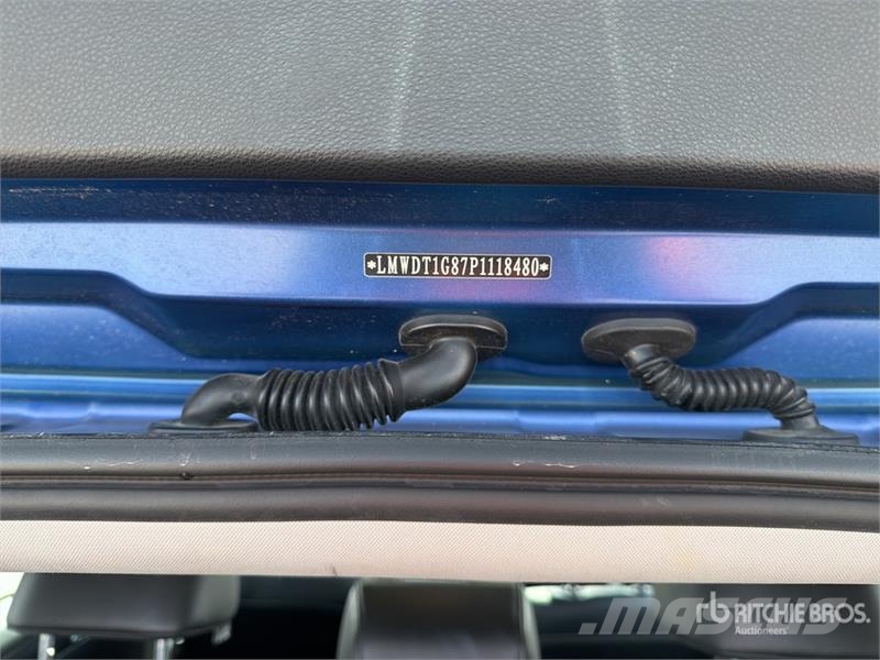Dodge Journey 2WD Camioneta / SUV Biler