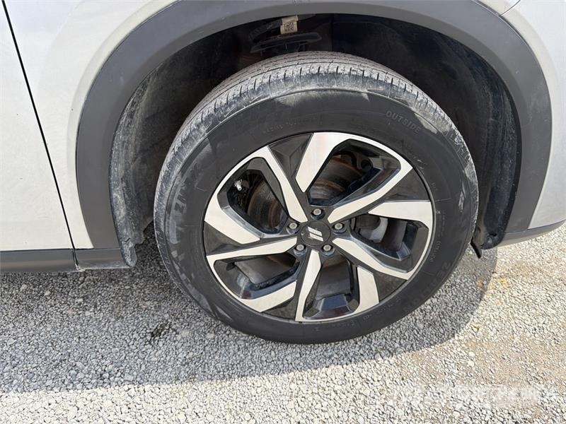 Dodge Journey 2WD Camioneta / SUV Voiture