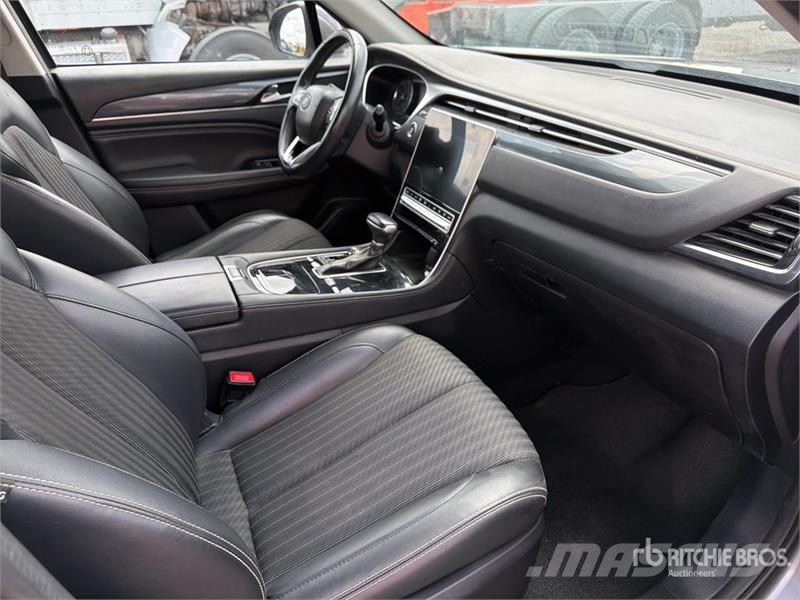 Dodge Journey 2WD Camioneta / SUV Biler