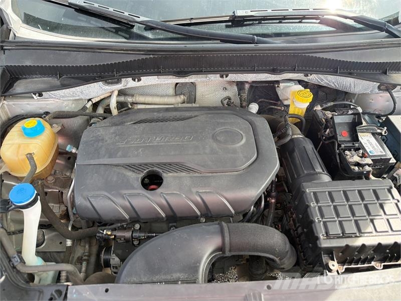 Dodge Journey 2WD Camioneta / SUV Voiture