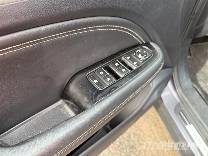 Dodge Journey 2WD Camioneta / SUV Automobili