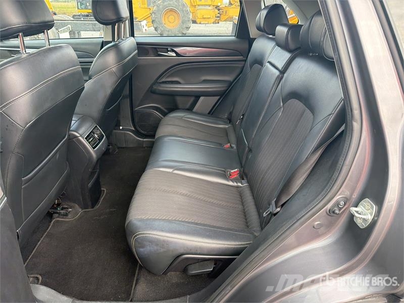 Dodge Journey 2WD Camioneta / SUV Coches