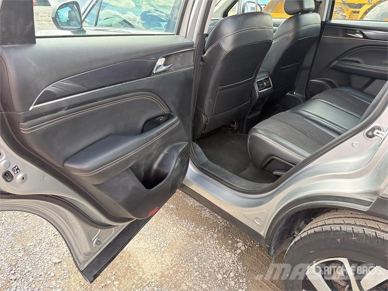 Dodge Journey 2WD Camioneta / SUV Voiture