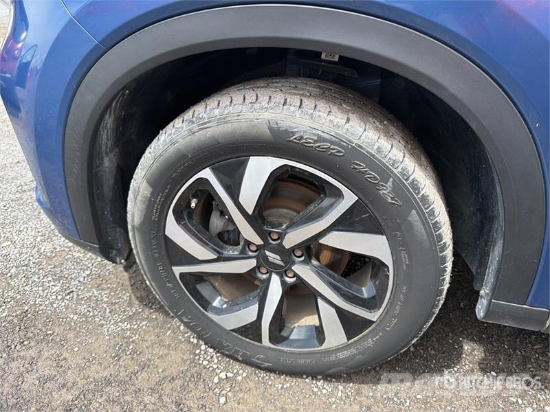Dodge Journey 2WD Camioneta / SUV Коли