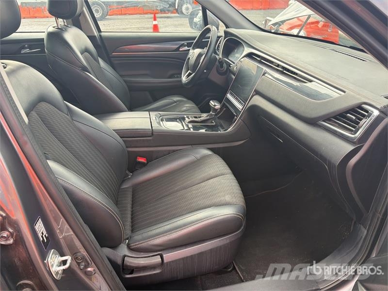 Dodge Journey 2WD Camioneta / SUV Coches