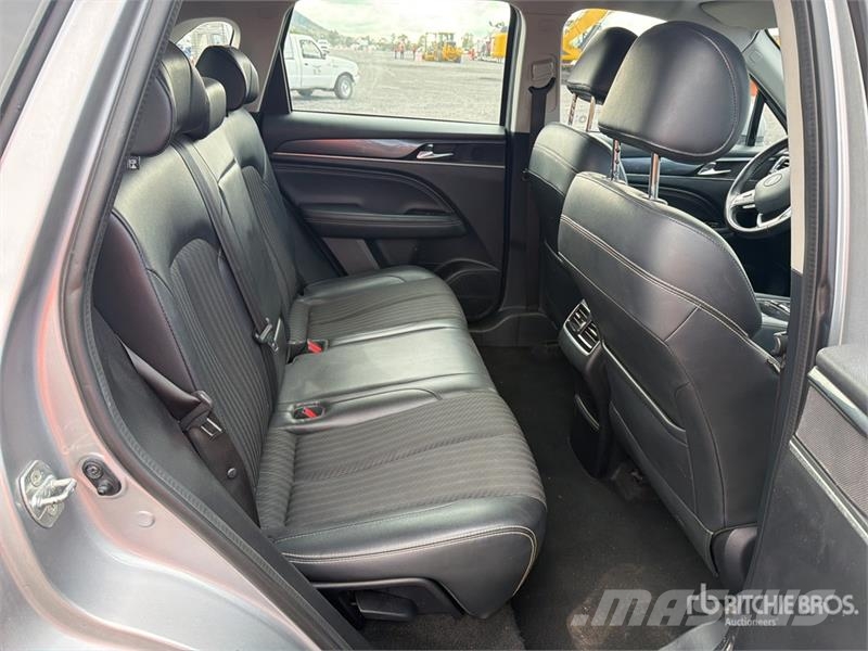 Dodge Journey 2WD Camioneta / SUV Automobili