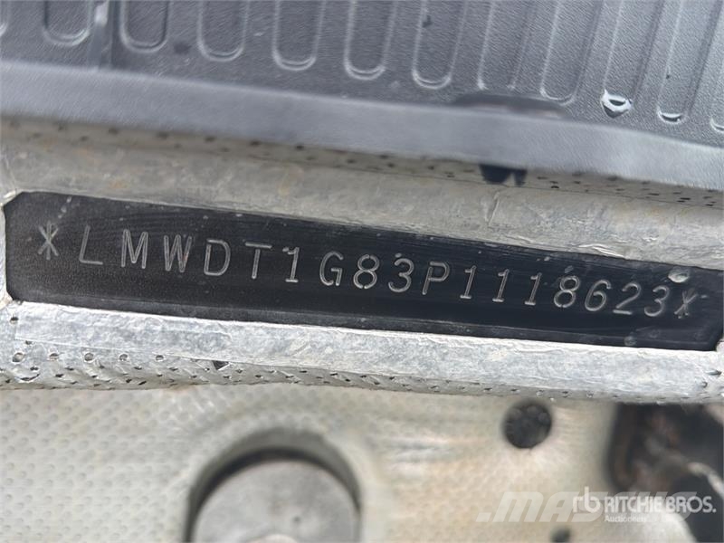 Dodge Journey 2WD Camioneta / SUV Коли