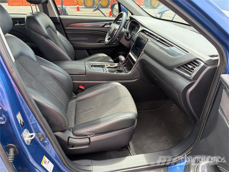 Dodge Journey 2WD Camioneta / SUV Коли