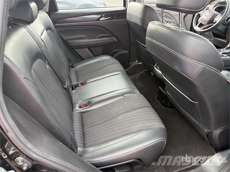 Dodge Journey 2WD Camioneta / SUV Automobili