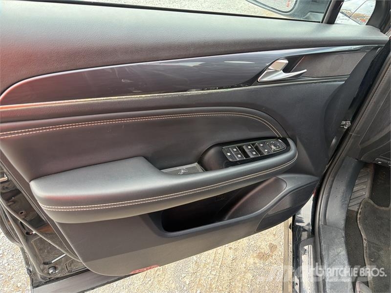 Dodge Journey 2WD Camioneta / SUV Voiture