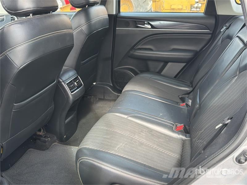 Dodge Journey 2WD Camioneta / SUV Voiture