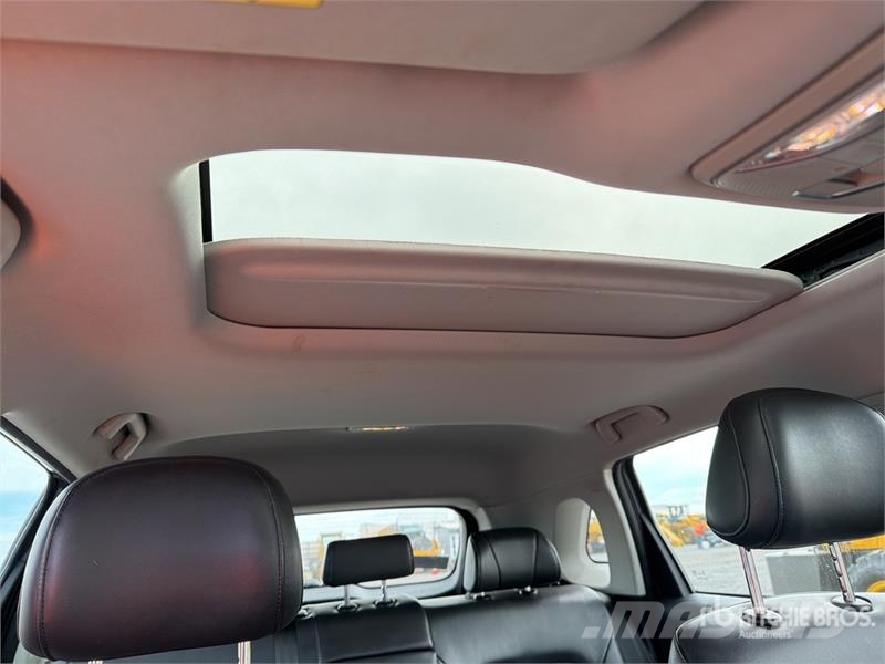 Dodge Journey 2WD Camioneta / SUV Automobili