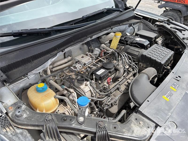 Dodge Journey 2WD Camioneta / SUV Коли